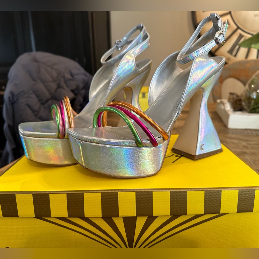 Circus N.Y. Heels